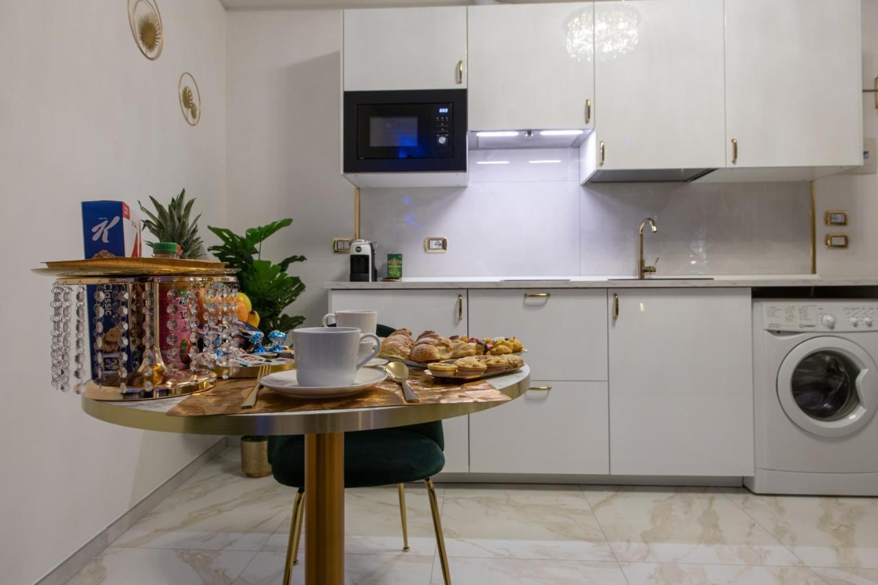 Fashion Apartment Gold Bologna With Jacuzzi & Car Garage Экстерьер фото