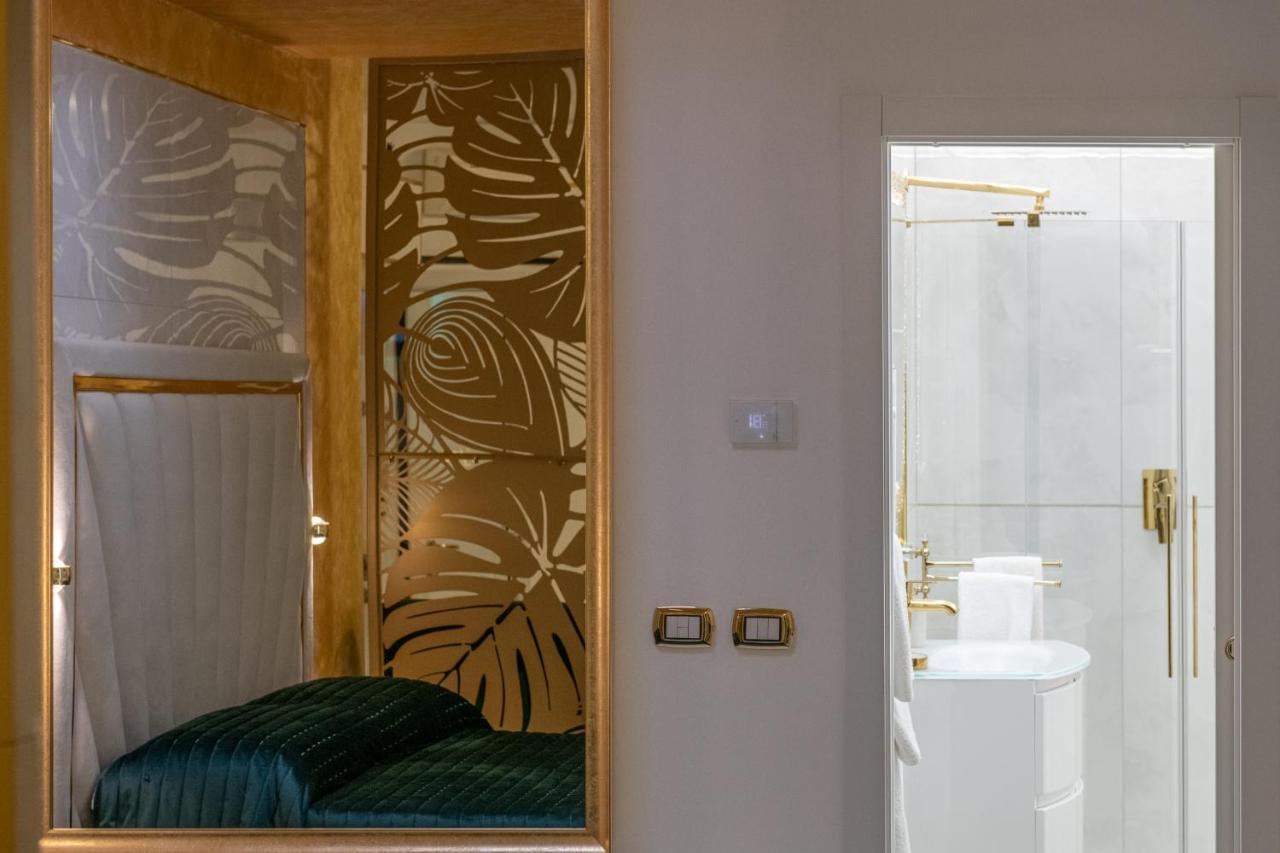 Fashion Apartment Gold Bologna With Jacuzzi & Car Garage Экстерьер фото